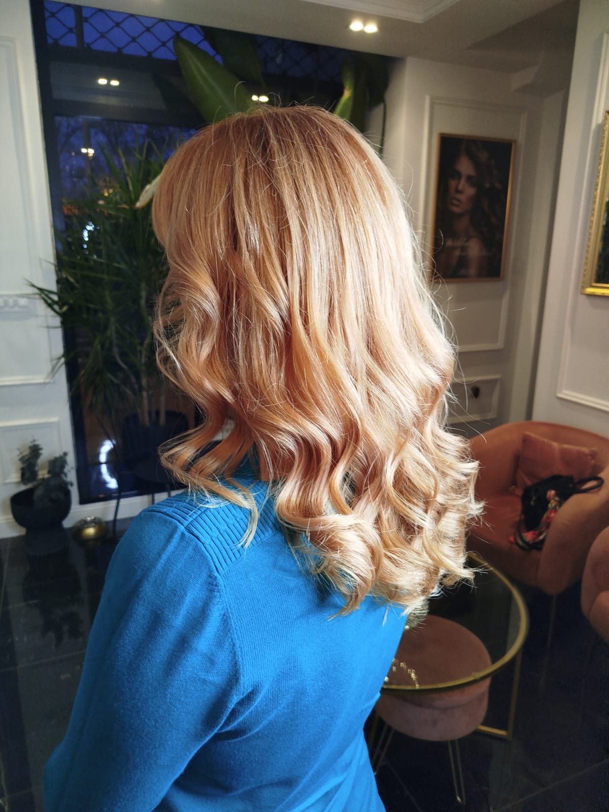 Kreativno farbanje i šišanje kose